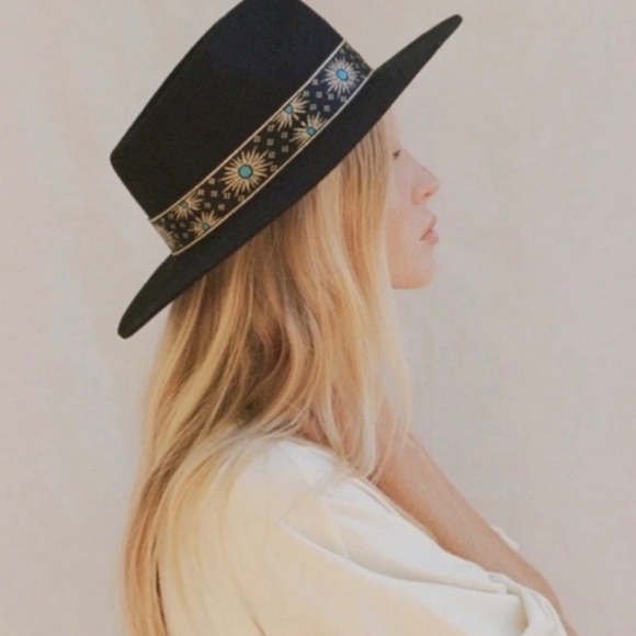 ❌SOLD❌ of Color Phoenix Vintage Ribbon Fedora in Black NWT - Picture 3 of 11